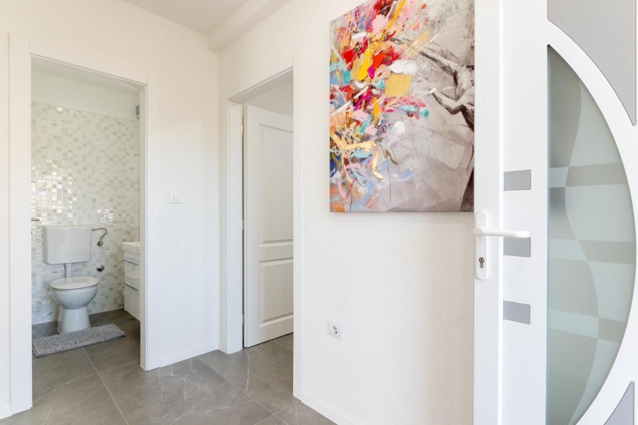 Apartment Vuletin Kaštela Εξωτερικό φωτογραφία