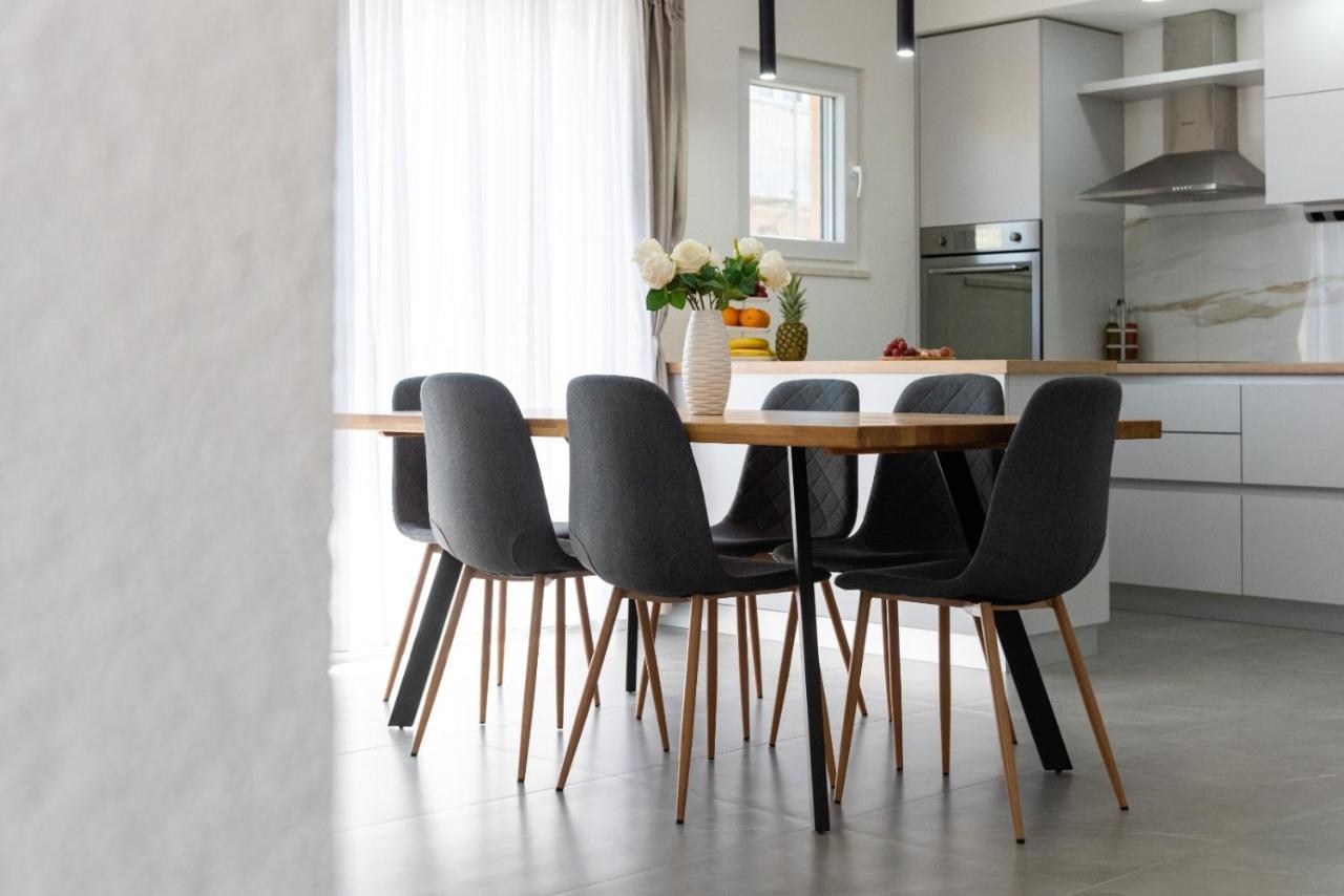 Apartment Vuletin Kaštela Εξωτερικό φωτογραφία