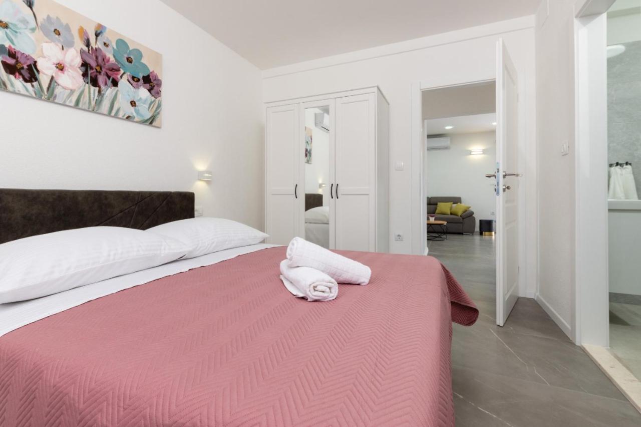 Apartment Vuletin Kaštela Εξωτερικό φωτογραφία