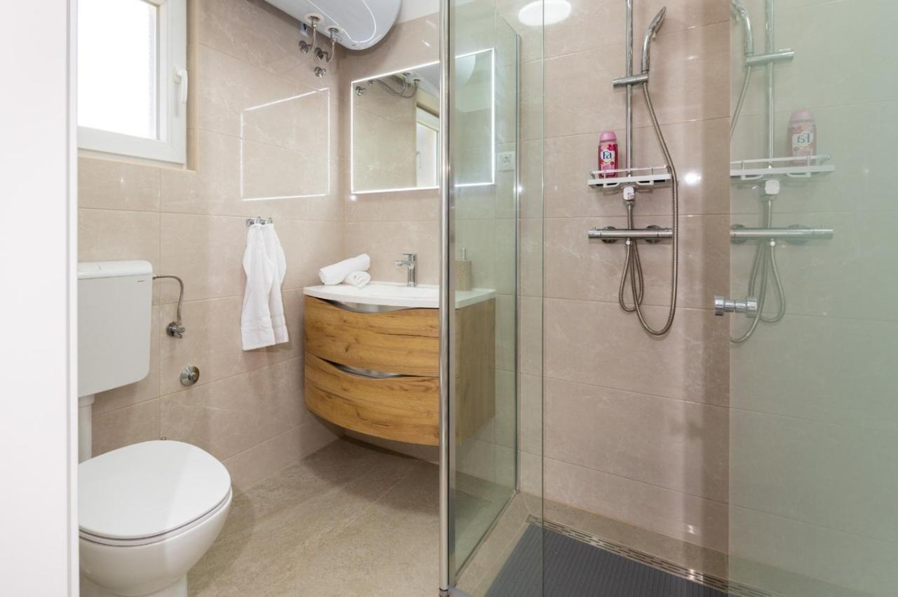 Apartment Vuletin Kaštela Εξωτερικό φωτογραφία